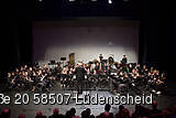 Das Orchester mit Dirigent.