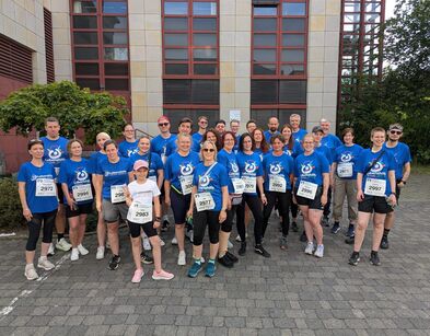 Gruppenfoto der Läufer und Läuferinnen der Lebenshilfe