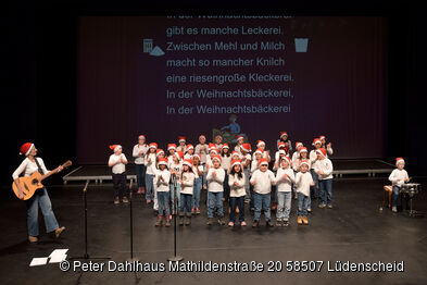 EIn Chor bestehend aus Kindern.