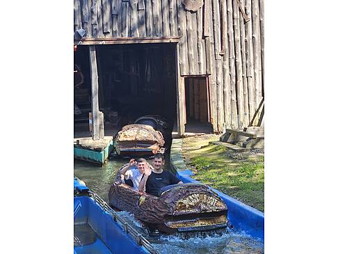 Kunden auf der Wasserbahn