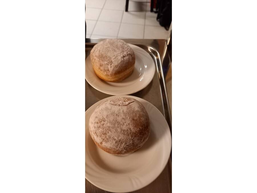 Zwei Berlinerballen