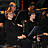 Mehrere Musiker aus dem Orchester.