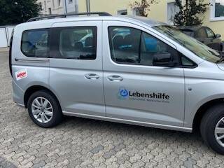 Seitenansicht des neues Autos