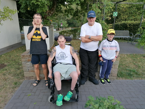 Von links nach rechts: Manuel Kaberis, Alexander Wüstenhagen, Hans-Joachim Hinkelmann, Sabine Apermann.  Der Assistent des Bewo-Beirates ist nicht auf dem Bild: Jan Wuttke