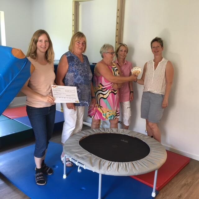 Bildv.l.n.r.: Alessa Vetter, Sivia Gaude, Claudia Knocke,Marianne Schwanke, Katja Deleo