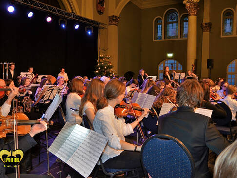 Ein Orchester